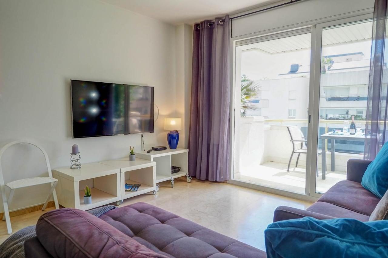 Mediterraneo Seaview Apartment By Hello Homes Sitges Esterno foto