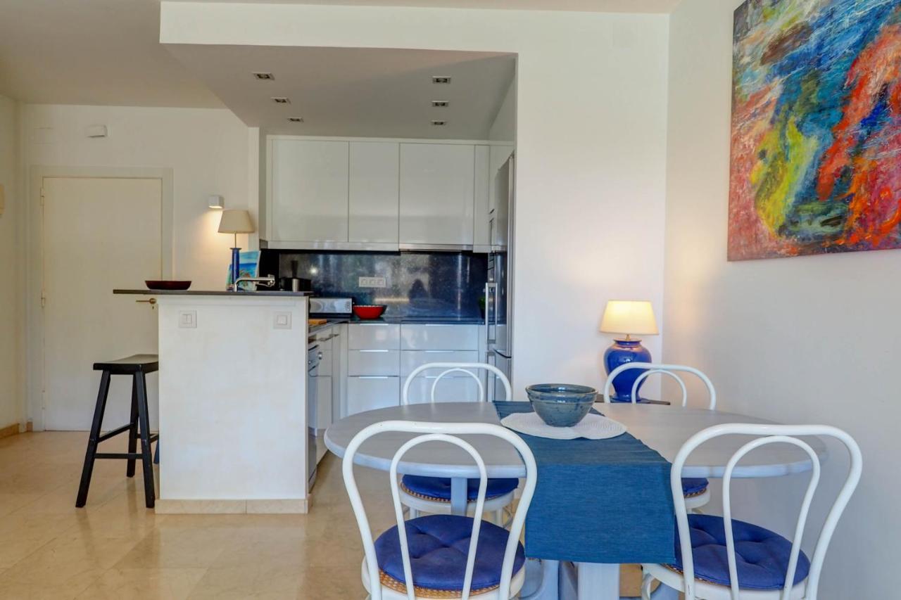 Mediterraneo Seaview Apartment By Hello Homes Sitges Esterno foto