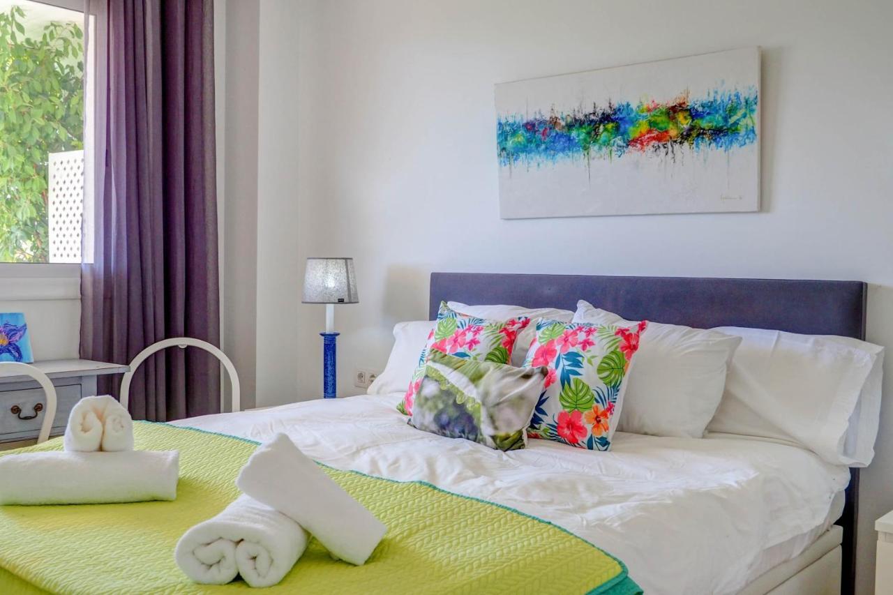 Mediterraneo Seaview Apartment By Hello Homes Sitges Esterno foto