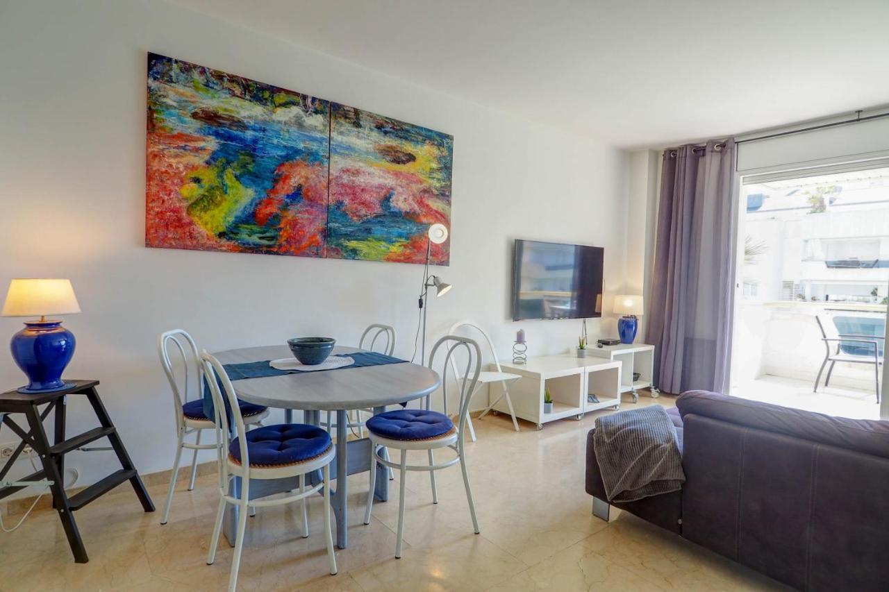 Mediterraneo Seaview Apartment By Hello Homes Sitges Esterno foto