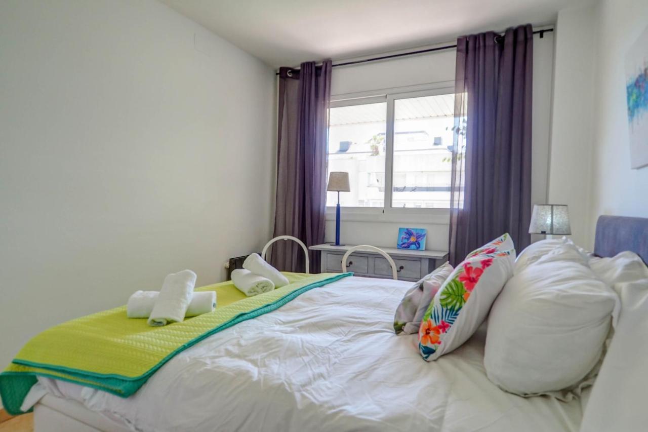Mediterraneo Seaview Apartment By Hello Homes Sitges Esterno foto