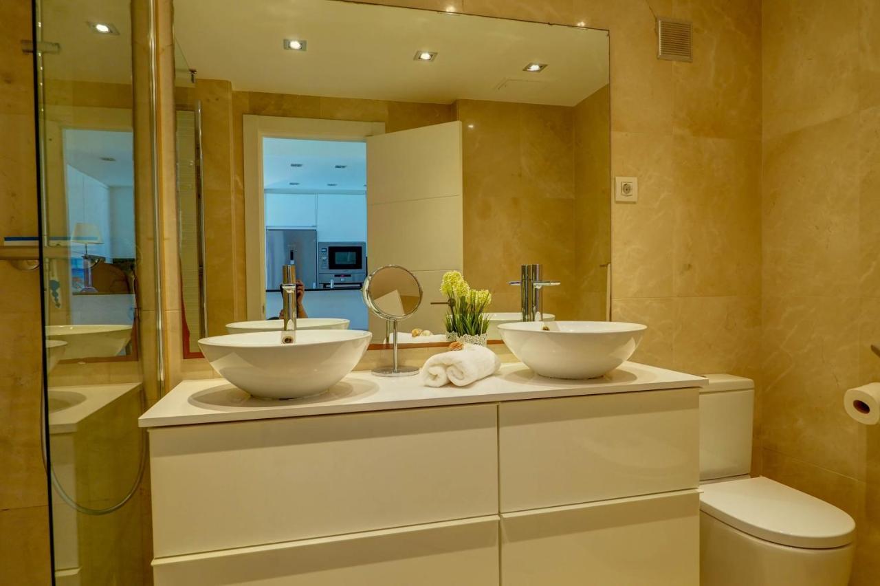 Mediterraneo Seaview Apartment By Hello Homes Sitges Esterno foto